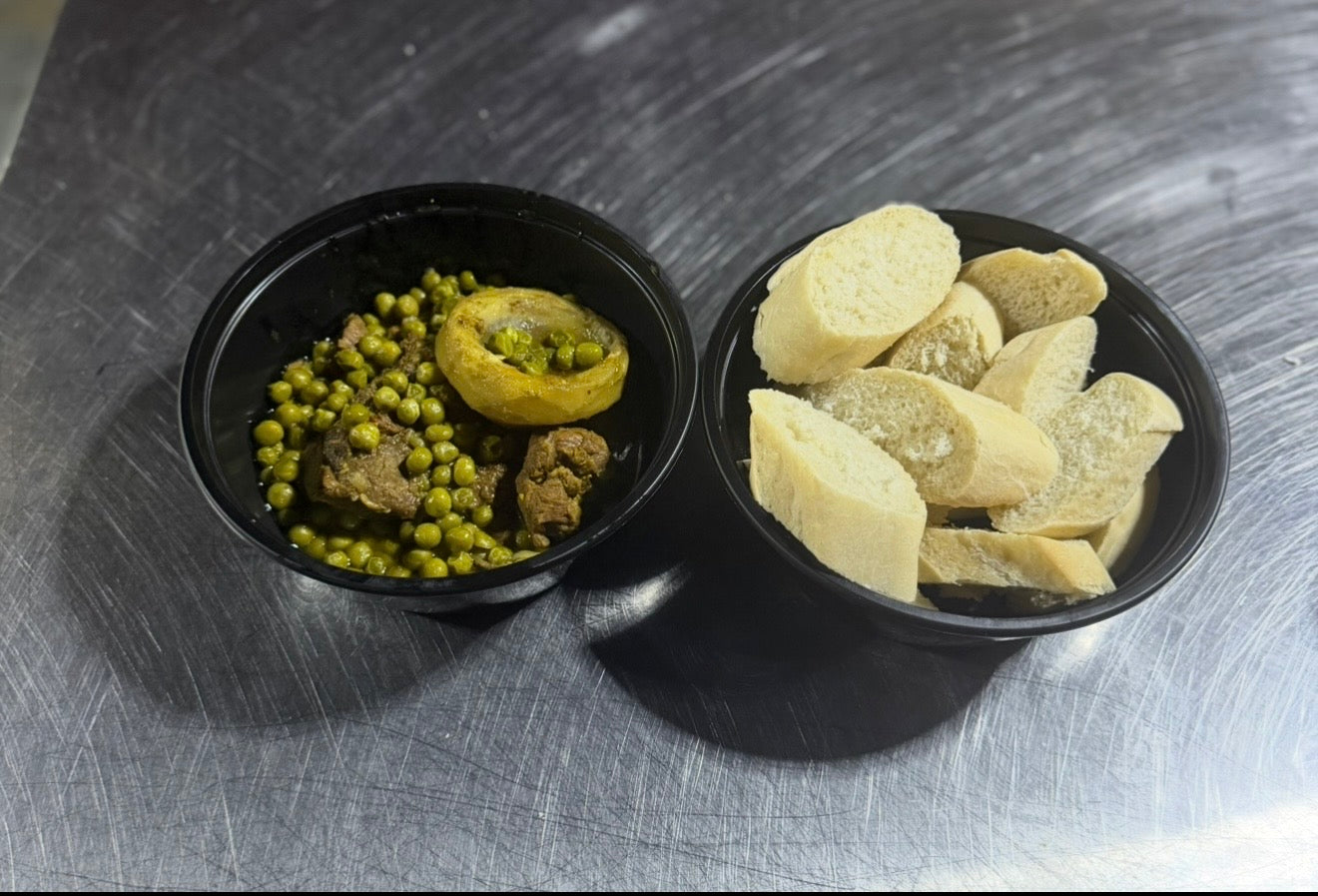 a Tajine Lamb Sweet Peas & Artichoke